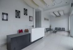 Lobby 2 RedDoorz Syariah Near Jamtos Jambi