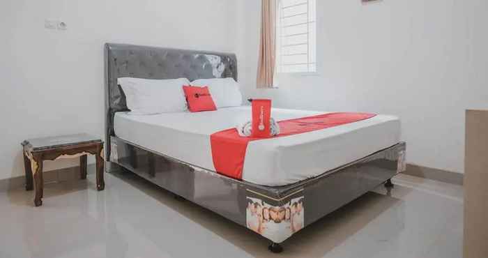 Bedroom RedDoorz Syariah near Pahoman Stadium Lampung