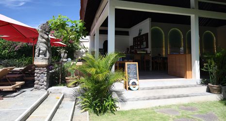 大堂 2 Marine Bay Sanur