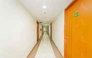 Lain-lain 5 RedLiving Apartemen Green Lake View Ciputat - Pelangi Rooms 1 Tower E