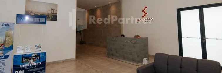 Sảnh chờ Redliving Apartemen Sayana - Hazelnut Property Tower Cha