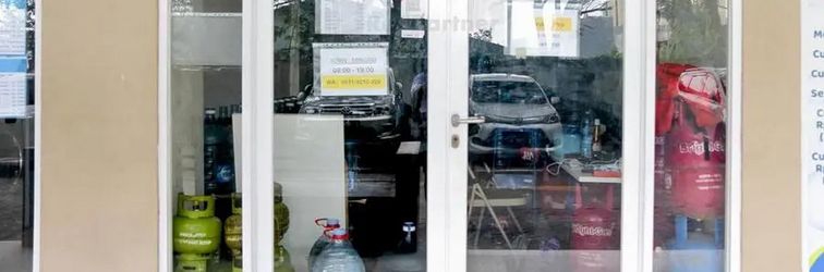 Lobby RedLiving Apartemen Paradise Mansion - Gunawan