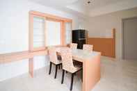 Common Space Nice and Enjoy 3BR Connected to Mall at Grand Sungkono Lagoon Apartment By Travelio