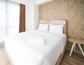 Bilik Tidur 2 Nice and Enjoy 3BR Connected to Mall at Grand Sungkono Lagoon Apartment By Travelio