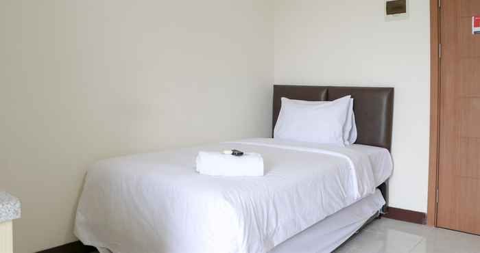 Bedroom Simple and Enjoy Living Studio at Cinere Resort Apartment By Travelio