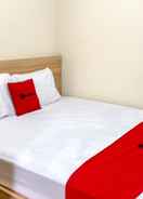 BEDROOM  RedDoorz near Sleman City Hall Yogyakarta