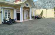 อื่นๆ 5 Hotel Pekalongan Syariah Mitra RedDoorz