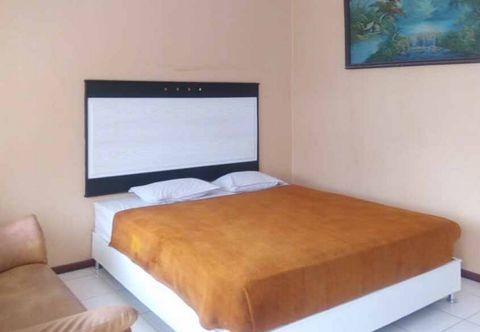 Bedroom RedDoorz Syariah @ Hotel Kencana Tasikmalaya