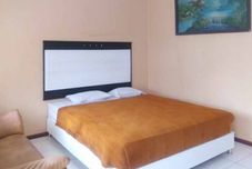 Bedroom RedDoorz Syariah @ Hotel Kencana Tasikmalaya