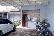 Exterior RedDoorz Syariah @ Hotel Kencana Tasikmalaya