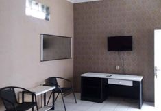 Lobby 3 RedDoorz Syariah @ Hotel Kencana Tasikmalaya