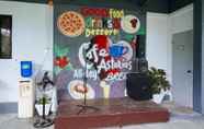 Fasilitas Hiburan 3 RedDoorz at St Anthony Beach Resort