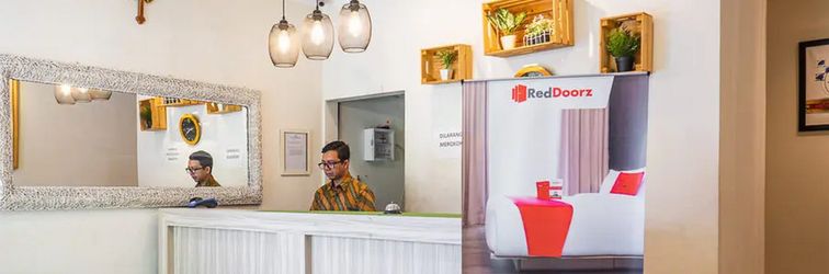 大堂 RedDoorz near Alun Alun Bandung 2