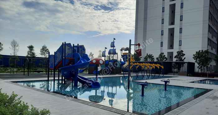 Swimming Pool DanZaStay2@HorizonSuite - nearby KLIA