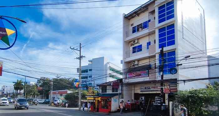 Exterior RedDoorz @ RSL Transient House Iloilo