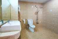 Phòng tắm bên trong Hoang Ha Hotel Tam Dao
