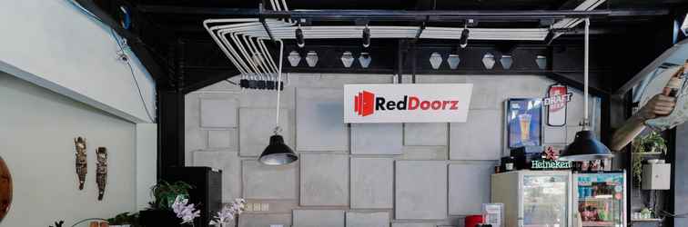 Lobi RedDoorz near Alun Alun Madiun