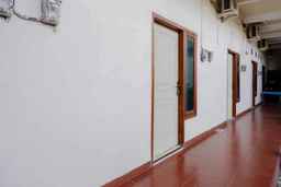 RedDoorz near RSUD Nganjuk, USD 24.74
