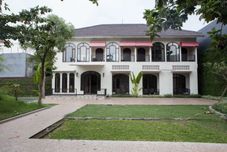 外部的 RedDoorz @ Wiyung 2