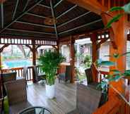 Hồ bơi 7 Xuan Anh Homestay