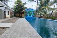 Swimming Pool Casa Nena Hotel & Resort Iloilo by RedDoorz