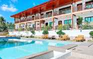Swimming Pool 6 RedDoorz @ Sun Kissed Resort Guindulman