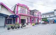 Exterior 6 RedDoorz Near Uniska Banjarmasin