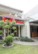 EXTERIOR_BUILDING RedDoorz plus @ Tegal Panggung