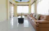 Others 3 RedDoorz Plus @ Villa Bontes Batu