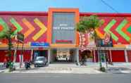 Exterior 7 RedDoorz Plus @ Jl Pemuda Pati