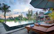 Swimming Pool 2 Intan Villa and Suite Moding