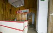 Lobby 5 RedDoorz Plus Syariah @ Pentadio Gorontalo