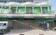 Bangunan 2 RedDoorz Plus near Siloam Hospital Balikpapan