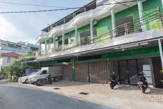 Bên ngoài 4 RedDoorz Plus near Siloam Hospital Balikpapan