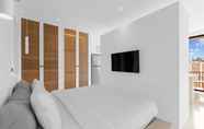 Others 7 Sore Apartment 16 by Hombali