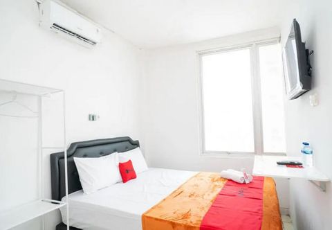 Bedroom RedDoorz @ Aralia Harapan Indah