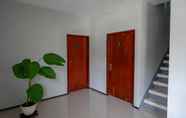 Others 3 RedDoorz Plus @ Kalpataru