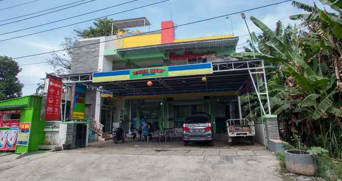 Others RedDoorz near Banyuwangi Baru Station