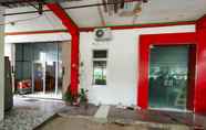 Lain-lain 6 Ombai Guest House 27 Syariah Mitra RedDoorz