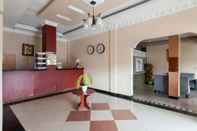 Lobby Urbanview Hotel Syariah Residence Medan by RedDoorz