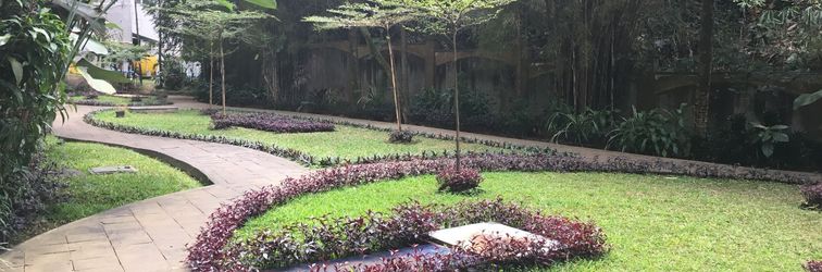 Lobby Spacious 2BR at Galeri Ciumbuleuit 1 Apartment By Travelio