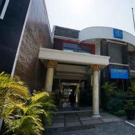 Others 1 Hotel Suroyo RedPartner, SMA Negeri 1 Probolinggo Hotels