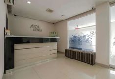 Lobi 2 RedDoorz Plus Near Galaxy Bekasi