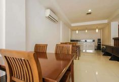 Lain-lain 4 RedDoorz Plus Near Galaxy Bekasi