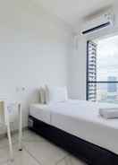 BEDROOM New Furnished Studio Room Apartment Sky House Alam Sutera By Travelio