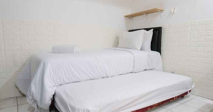 Bedroom Best Location Studio Apartment at 2nd Floor Jarrdin Cihampelas By Travelio