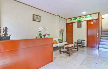 Sảnh chờ 2 Urbanview Hotel Syariah Graha Atmadja Lembang by RedDoorz