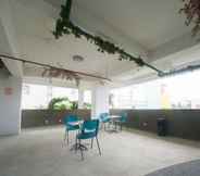 Lainnya 7 RedDoorz Apartment near Bundaran Satelit Surabaya 2