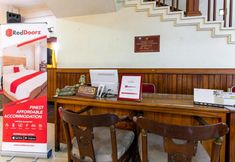 Lobby 6 RedDoorz Plus near Alun Alun Karanganyar