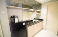 Ruang Umum 4 Cozy Living 2BR Apartment at Anderson Supermall Mansion By Travelio